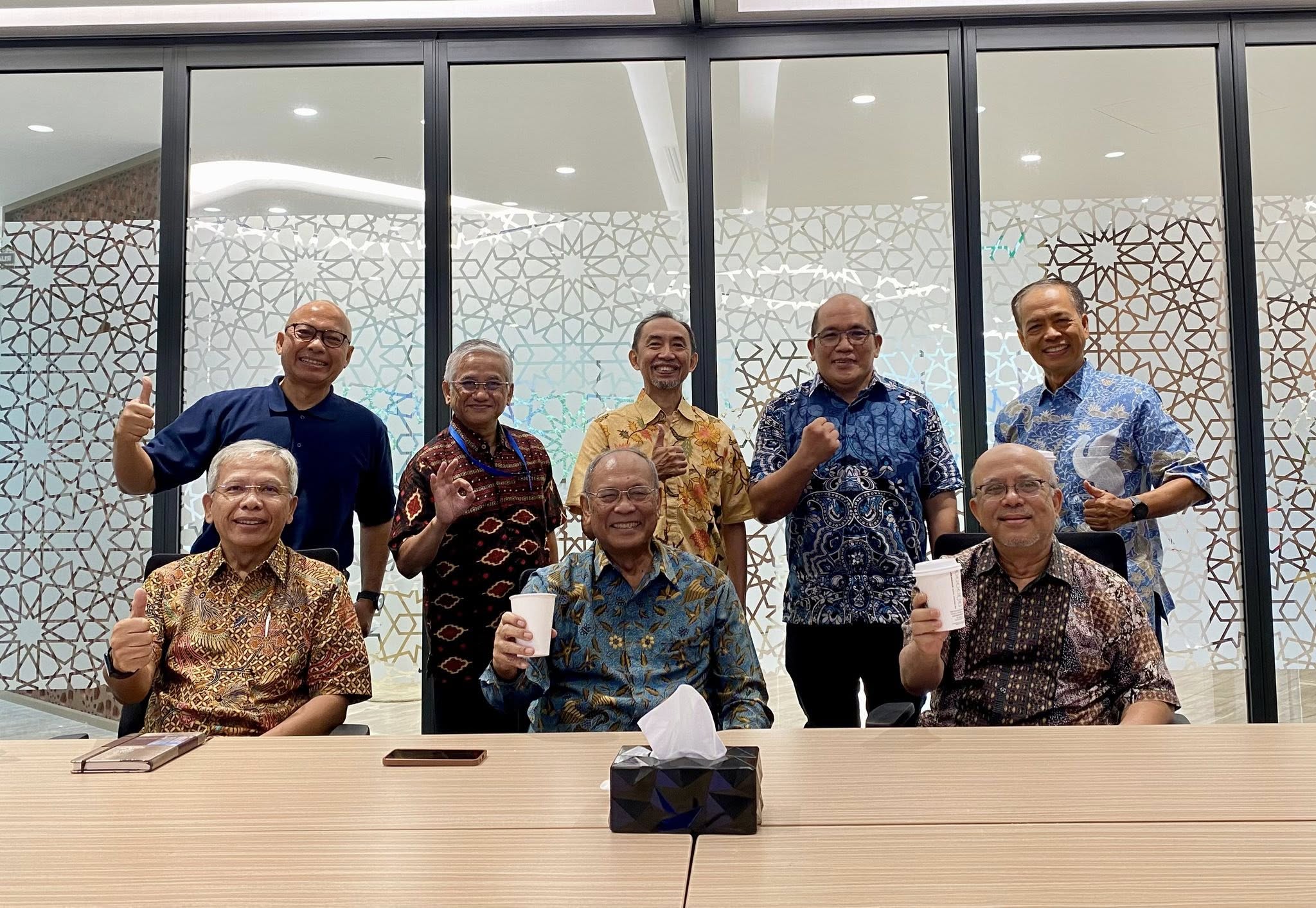 PEMBINA YPCCI GELAR RAPAT TAHUNAN
